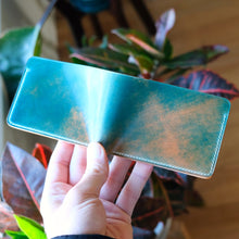 Load image into Gallery viewer, Squadron 4 - Marbled Turqoise Shell Cordovan & Natural Veg Tan