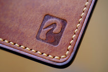 Load image into Gallery viewer, Harbour Cardholder - Marbled Shell Cordovan & Pueblo Leathers